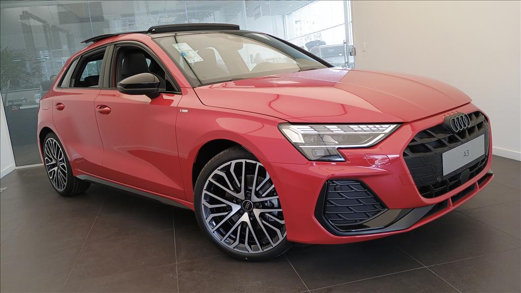 Audi A3 2.0 40 TFSI GASOLINA SPORTBACK PERFORMANCE BLACK S-TRONIC