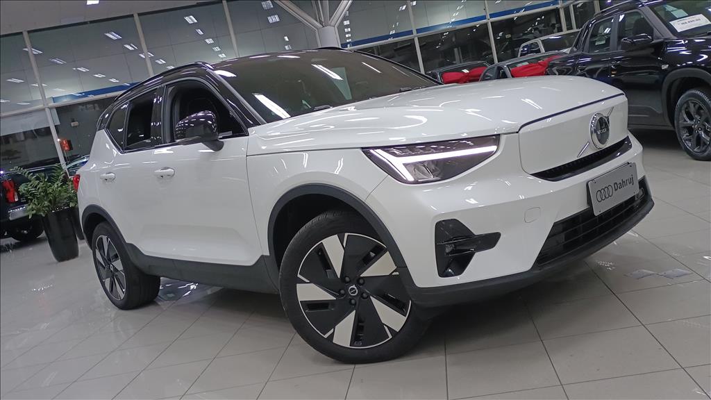 Volvo XC40 P6 RECHARGE ELECTRIC PLUS