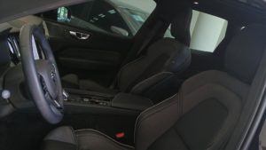 abe793a4-260d-41b9-880d-7afdd130083e20251211125414